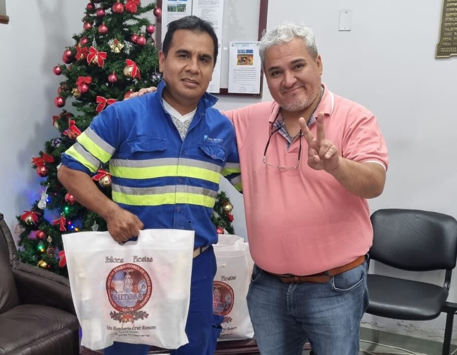 SE REALIZA ENTREGA DE BOLSONES NAVIDEÑOS